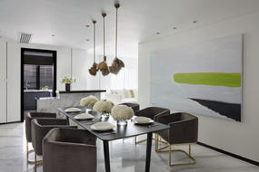 黑白灰极简风格